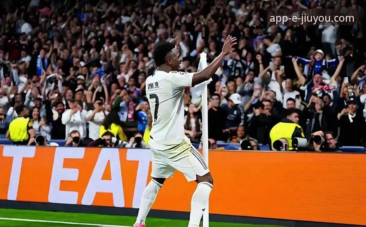 巴尔韦德帽子戏法闪耀欧冠：一场战术完胜与数据奇迹的全面解析